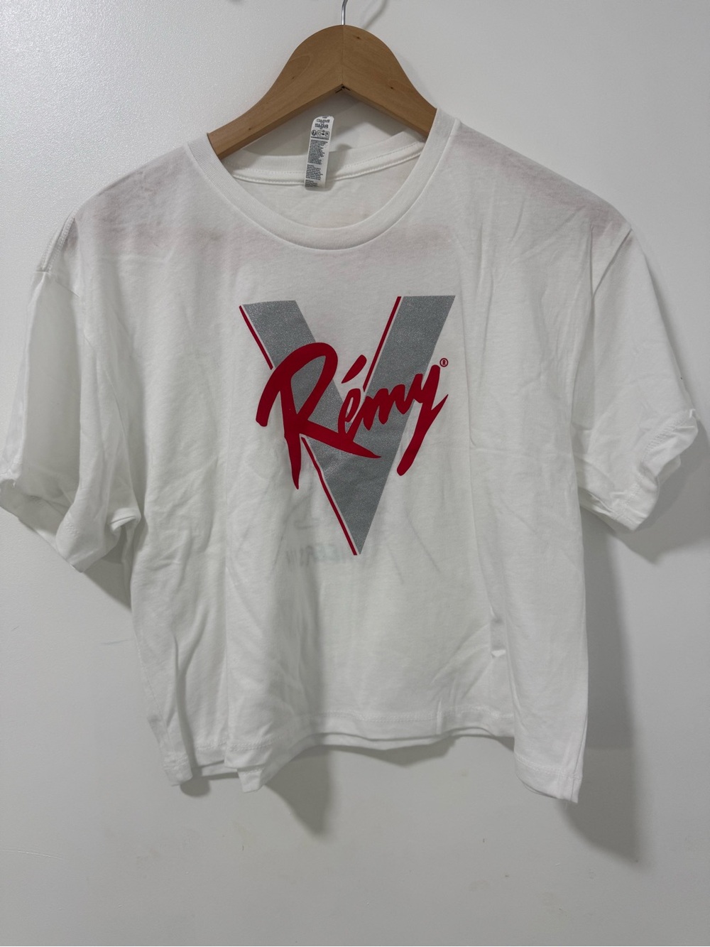 REMY MARTIN Cropped Graphic Crewneck Tee